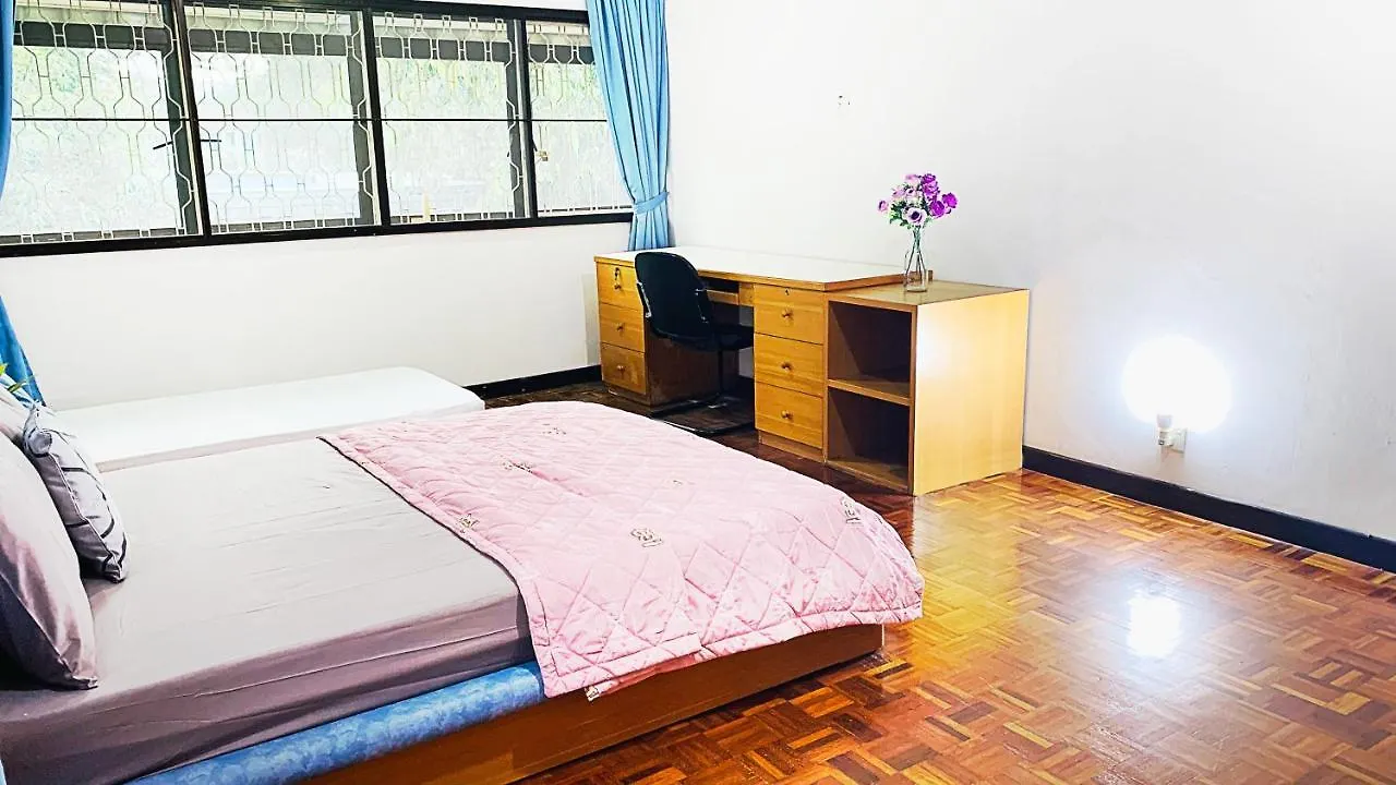 Advent Villa, Penang - Near Adventist Hospital ジョージタウン 0*,
